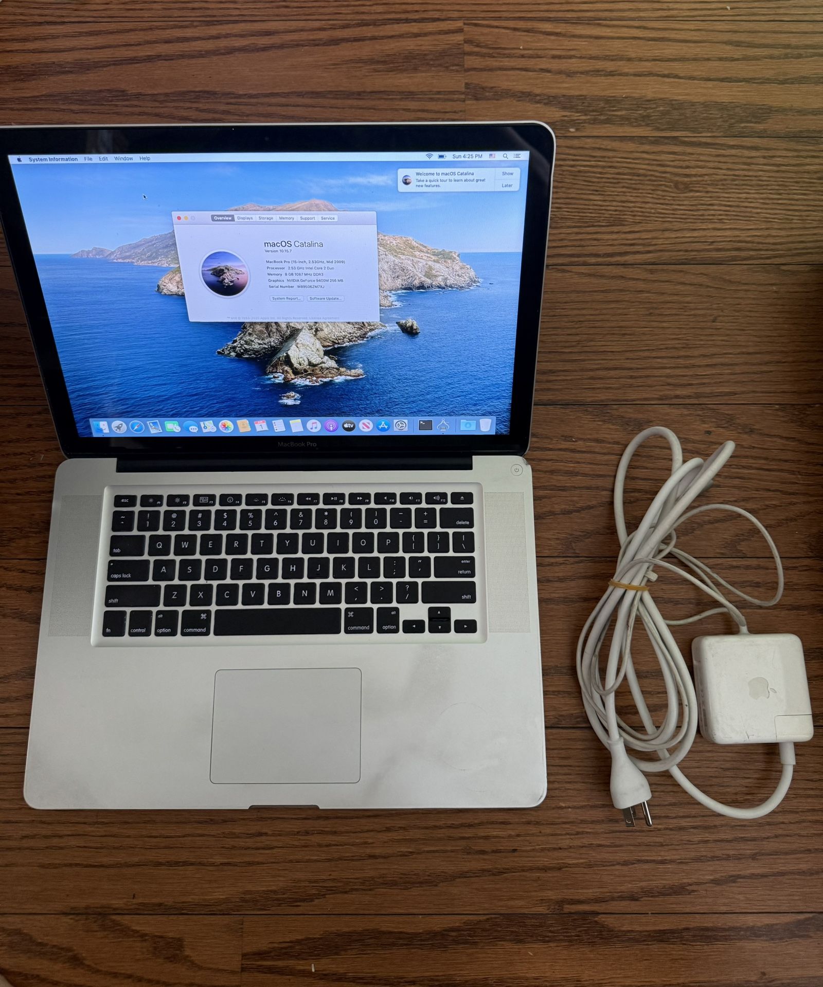 MacBook Pro 15”/8GB RAM/256SSD/Fully Functional