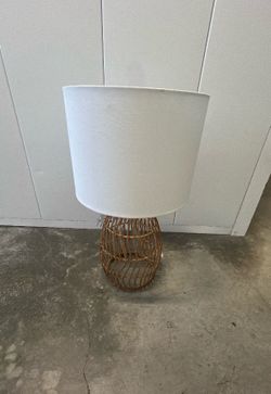 Wooden Rattan table lamp