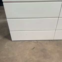 3 Draw Cabinets 