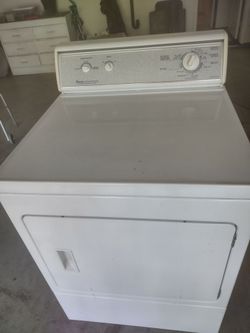 Amana gas dryer -$100   located in Oakdale
