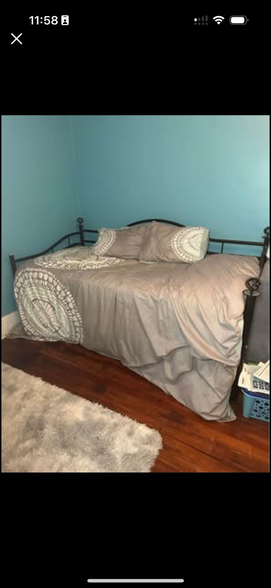 Twin Day Bed With Pop Up Trundle And Two Mattresses