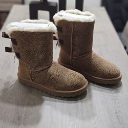 UGG W BAILEY BOW MICRO CHEETAH W/1153525 SIZE US 5 WOMAN