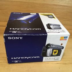 Sony DCR-HC36 minidv tape camcorder