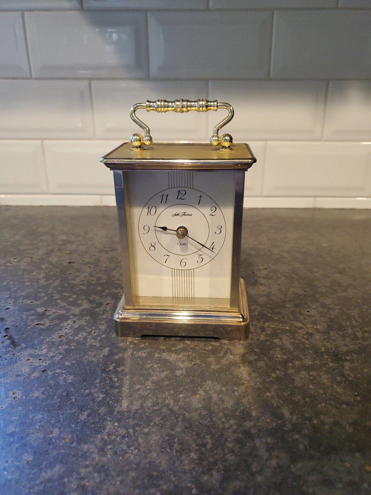 vintage Seth Thomas Quartz brass gold desk clock