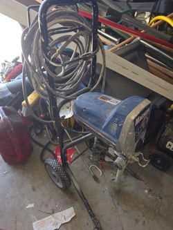 Magnum XR7 paint sprayer