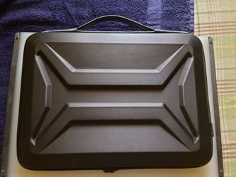 DOMISO 17 Inch Shockproof Waterproof Laptop Sleeve with 17 - 17.3 Inch, Black