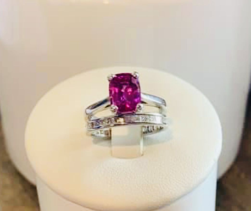 5 Karat Pink Sapphire Wedding Ring Set  