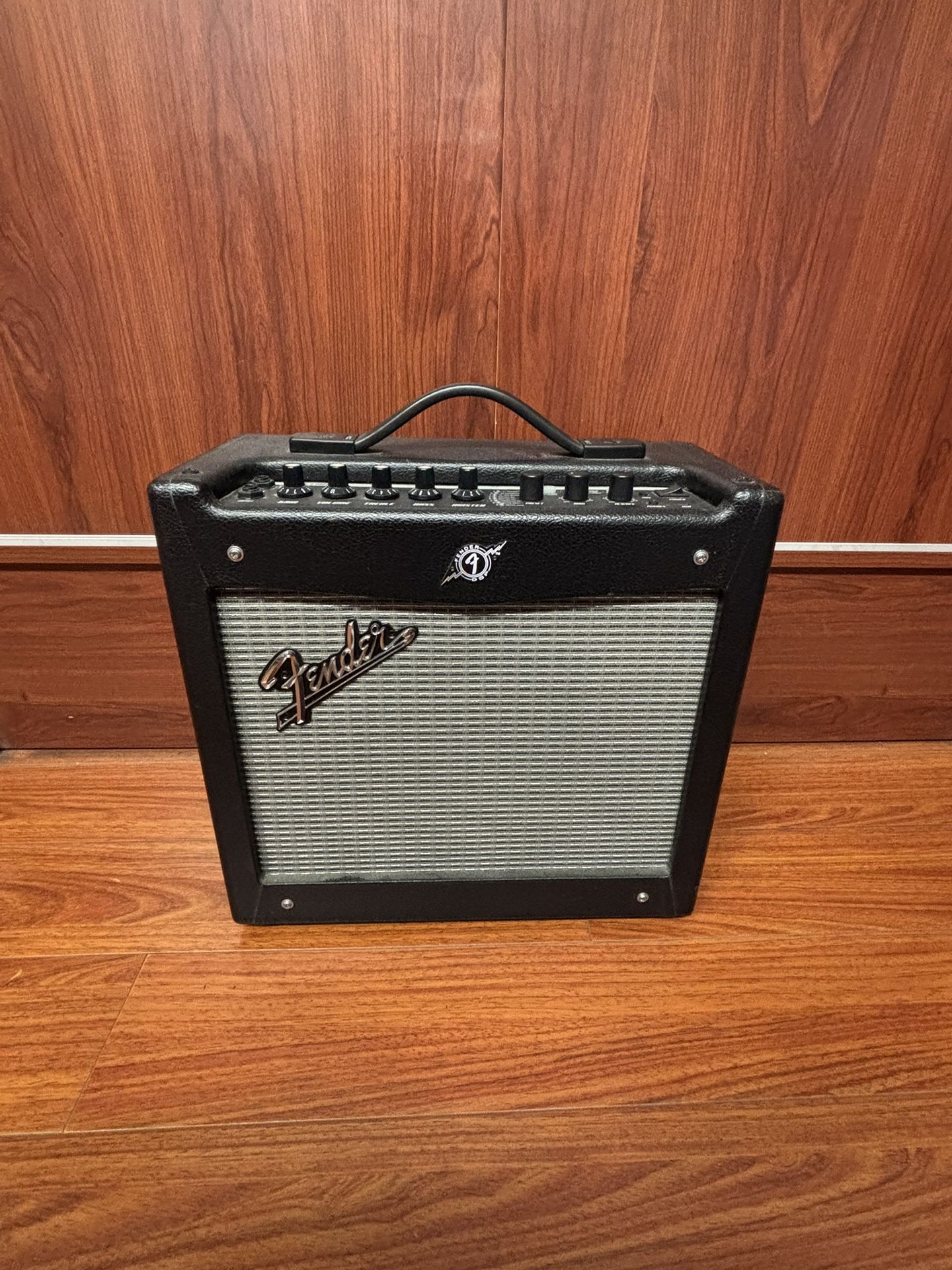 Fender MUSTANG 1 Guitar Combo Amp