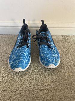 Puma Brand Shoes “Carson Edition” Pool Water Graphic ( size 10 ) $40