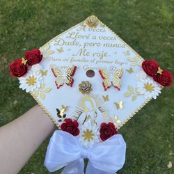 Cap Topper Para Gorro De Graduación 👩‍🎓 (elige A Tu Gusto Colores, Flores Y La Frase Que Más Te Guste 