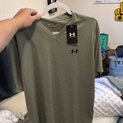 Under armour Shirt