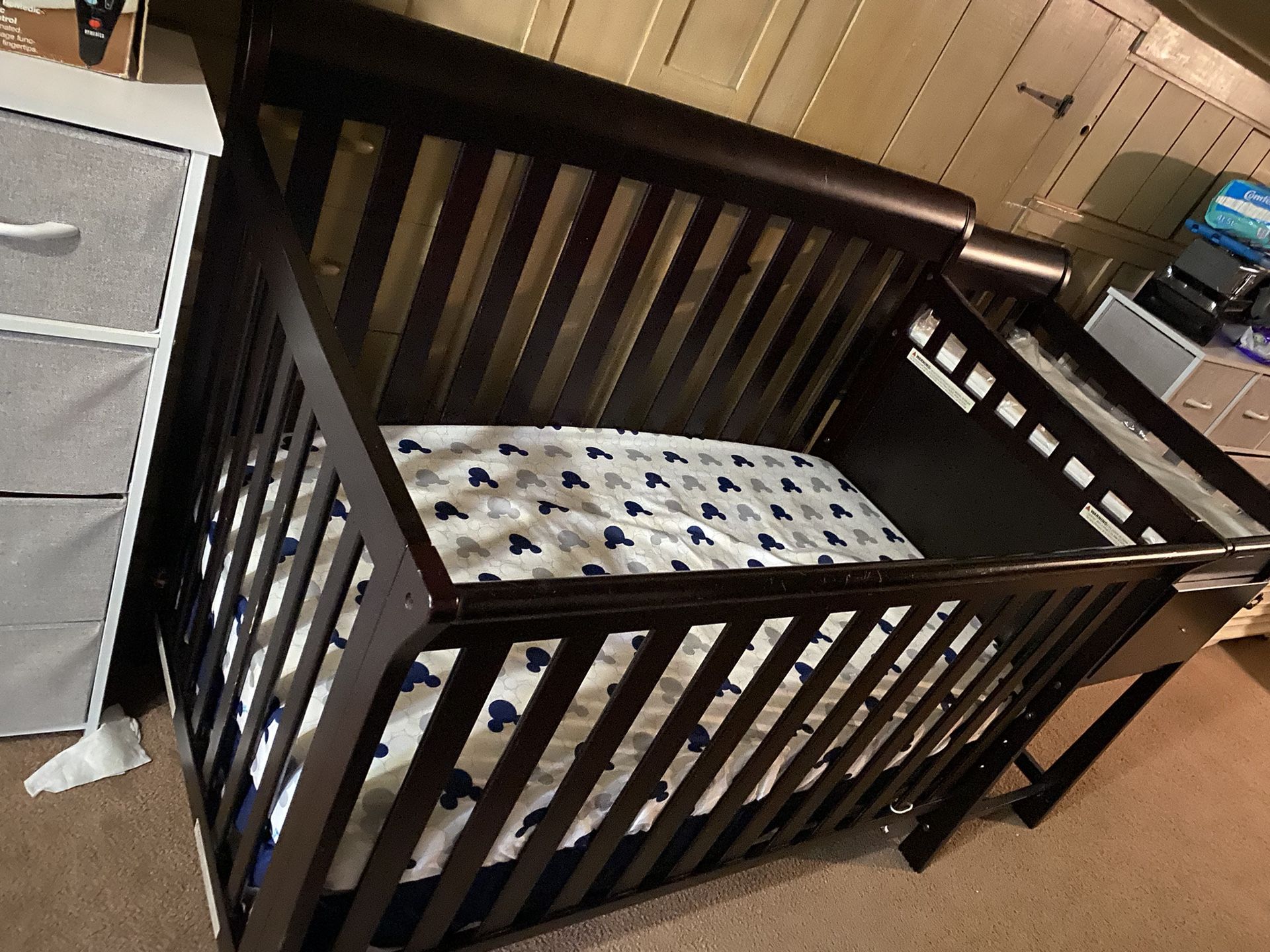 Baby Crib With Changing Table