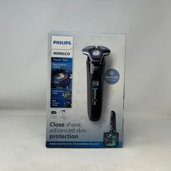 New Philips Norelco Shaver 7600 S7886/84 Wet & Dry Electric Razor