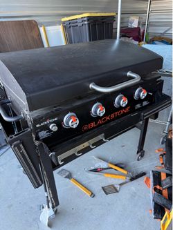 Blackstone 4-Burner Original Omnivore Outdoor Griddle Black