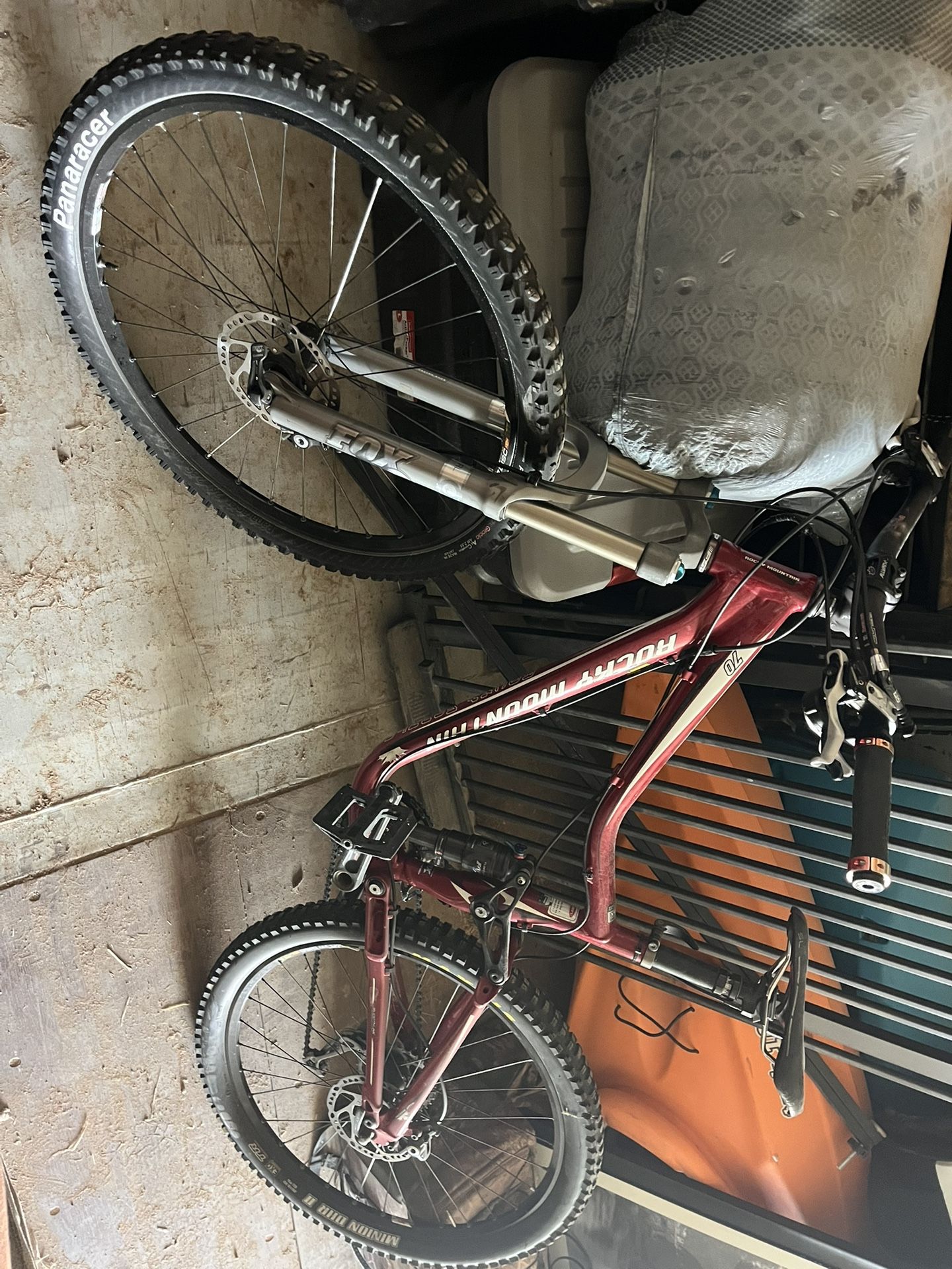 Full Suspension Mountain bike