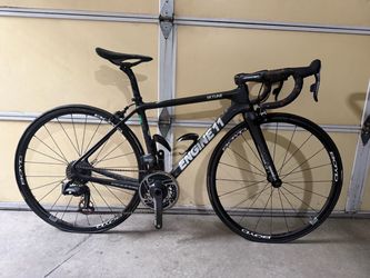 Engine 11 Skyline Carbon Road Bike