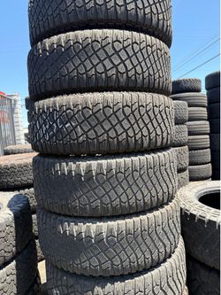 Vendo 315/70/R17 las 4 llantas Goodyear por $220