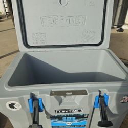 Lifetime High Performance 55 QT Cooler