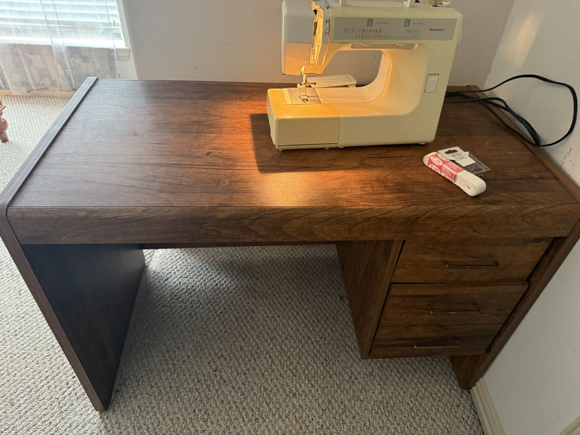 Sewing machine Kenmore 385 Make An offer 