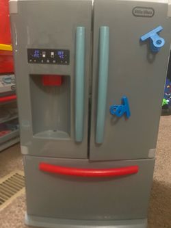 little tikes first fridge