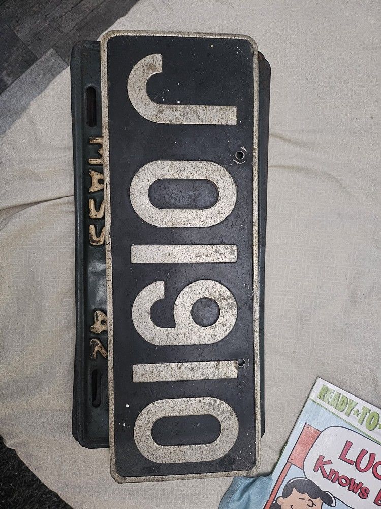 Antique Lic Plates