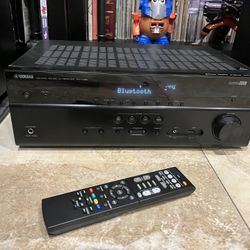(1) Yamaha (100w x 5) Bluetooth 4K HDMI Receiver + remote