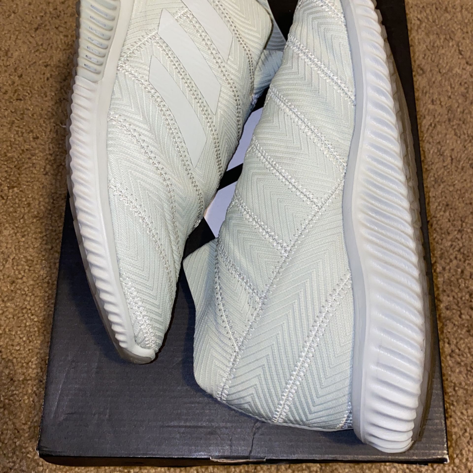 Nemeziz Tango 18.1 TR (Size 9.5)