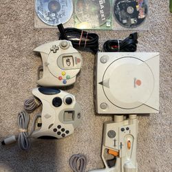 Sega Dreamcast + 3 Games (hablo Espanol)