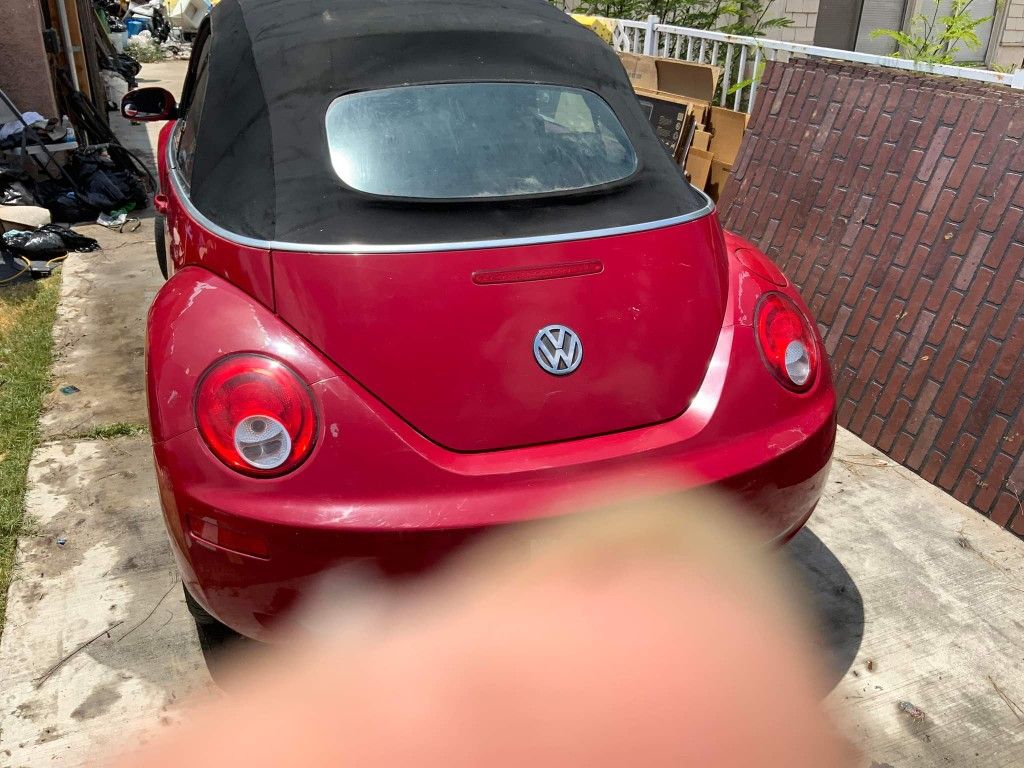 2007 Volkswagen Beetle Convertible FULL PART OUT for Sale in San