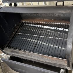 Green Mountain Daniel Boone Smoker