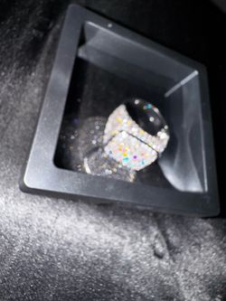 Silver moissanite ring