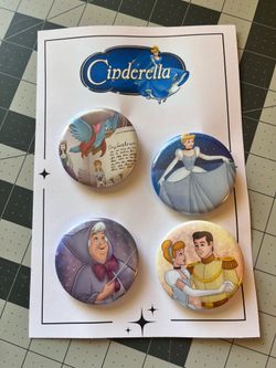 Cinderella pin-back button set