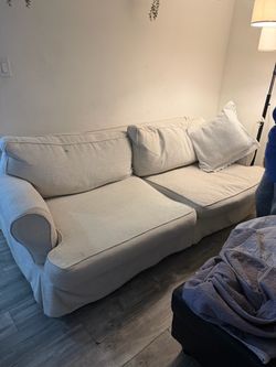 Cream / Off-White Sofa