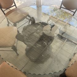 Glass Dinning Table With 5 Chairs