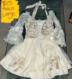 Costume