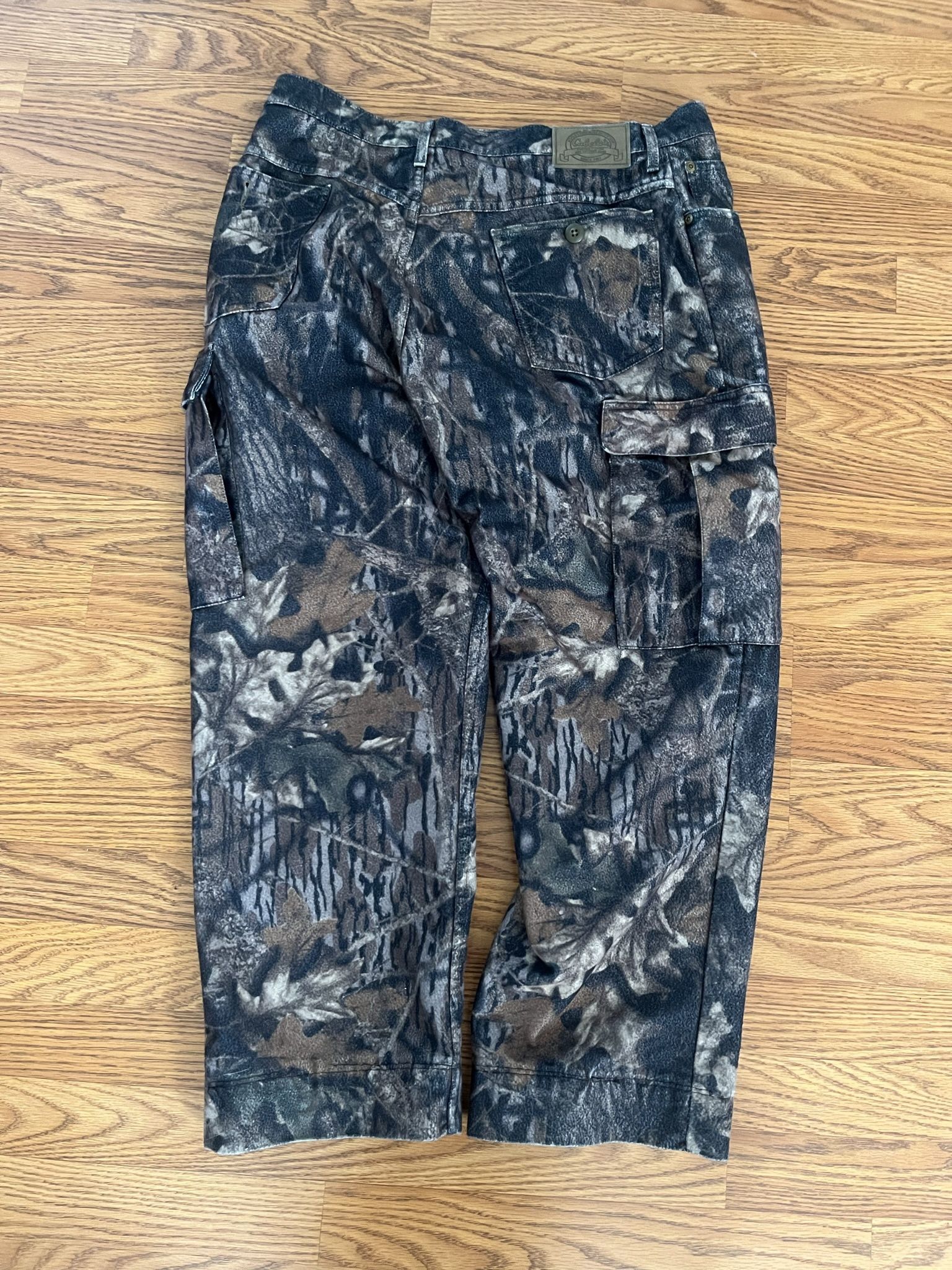 Camo Cabelas Cargo Pants 