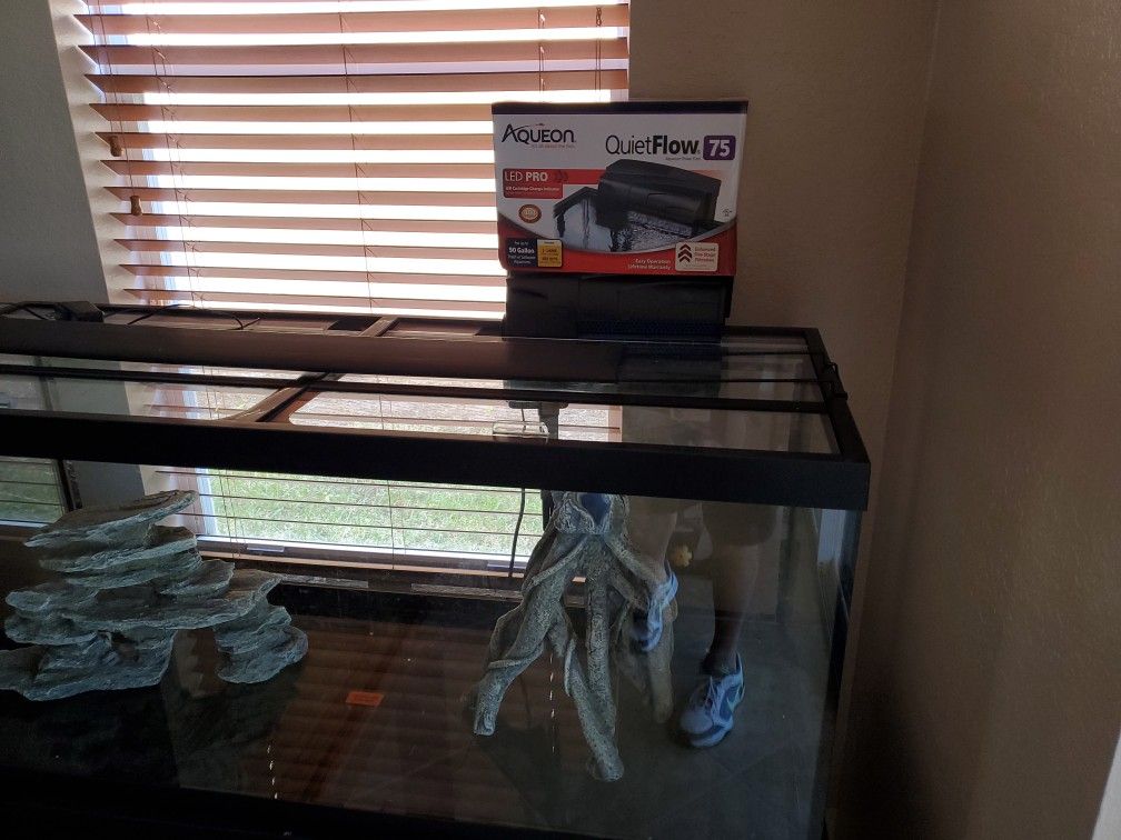 75 Gal Marineland Aquarium