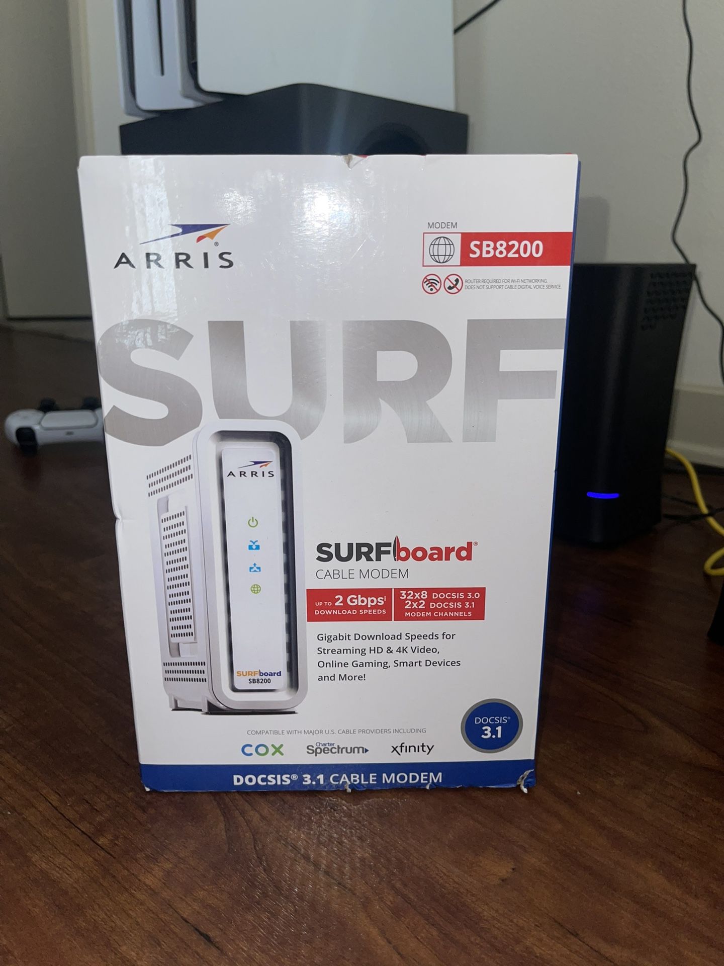 Arris Surfboard Docsis 3.1 Cable Modem, Model SB8200 (White)
