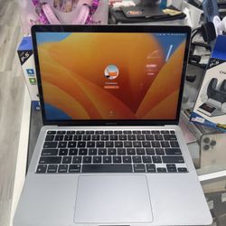 Apple MacBook Air 2020 ( 13inch) + STORE WARRANTY