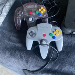 Nintendo 64 Game Console With Controllers!