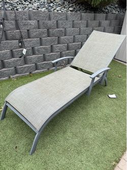Pool lounger