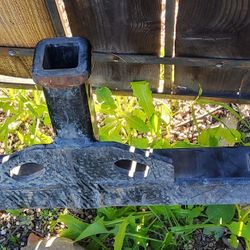 Tow hitch for buick lesabre, pontiac bonneville, oldsmobile aurora