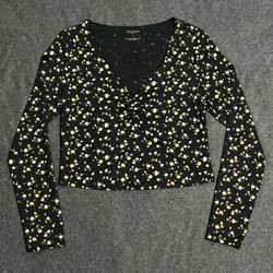 Black and yellow floral blouse with long sleeves #floralblouse