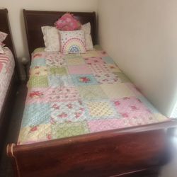 Twin Bed