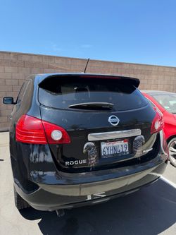 2012 Nissan Rouge Special Edition