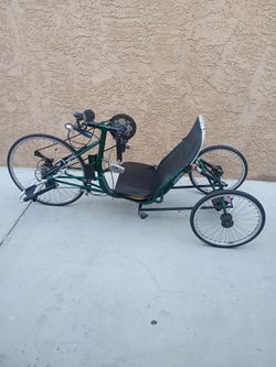 Lightning Recumbent Tadpole Trike