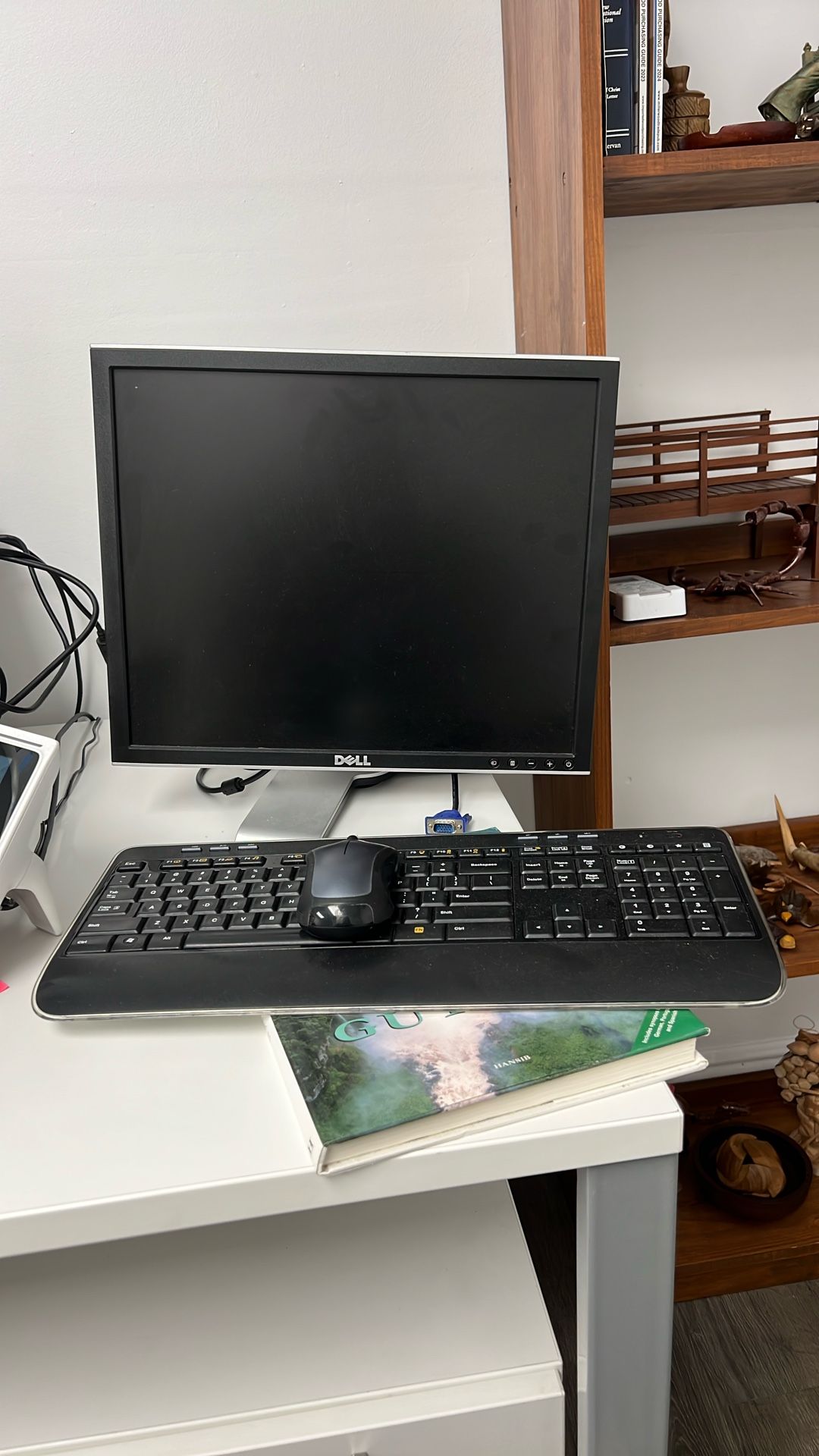 Dell Desktop With Keyboard And Mouse