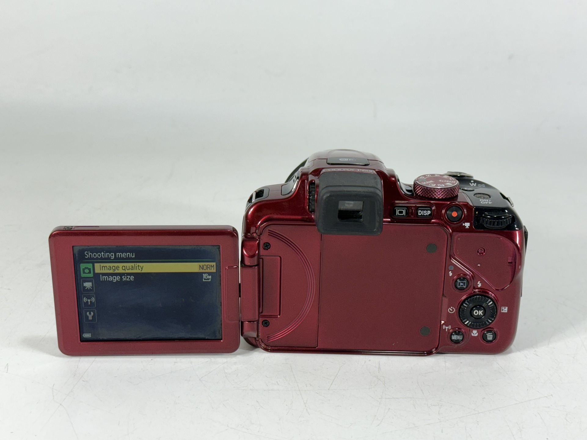 Nikon Coolpix P600 Red 16.0 MP Full HD Digital Camera with Battery