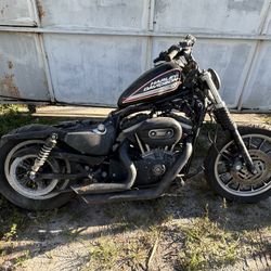 2006 Harley Davidson XL883R Motorcycle Bike