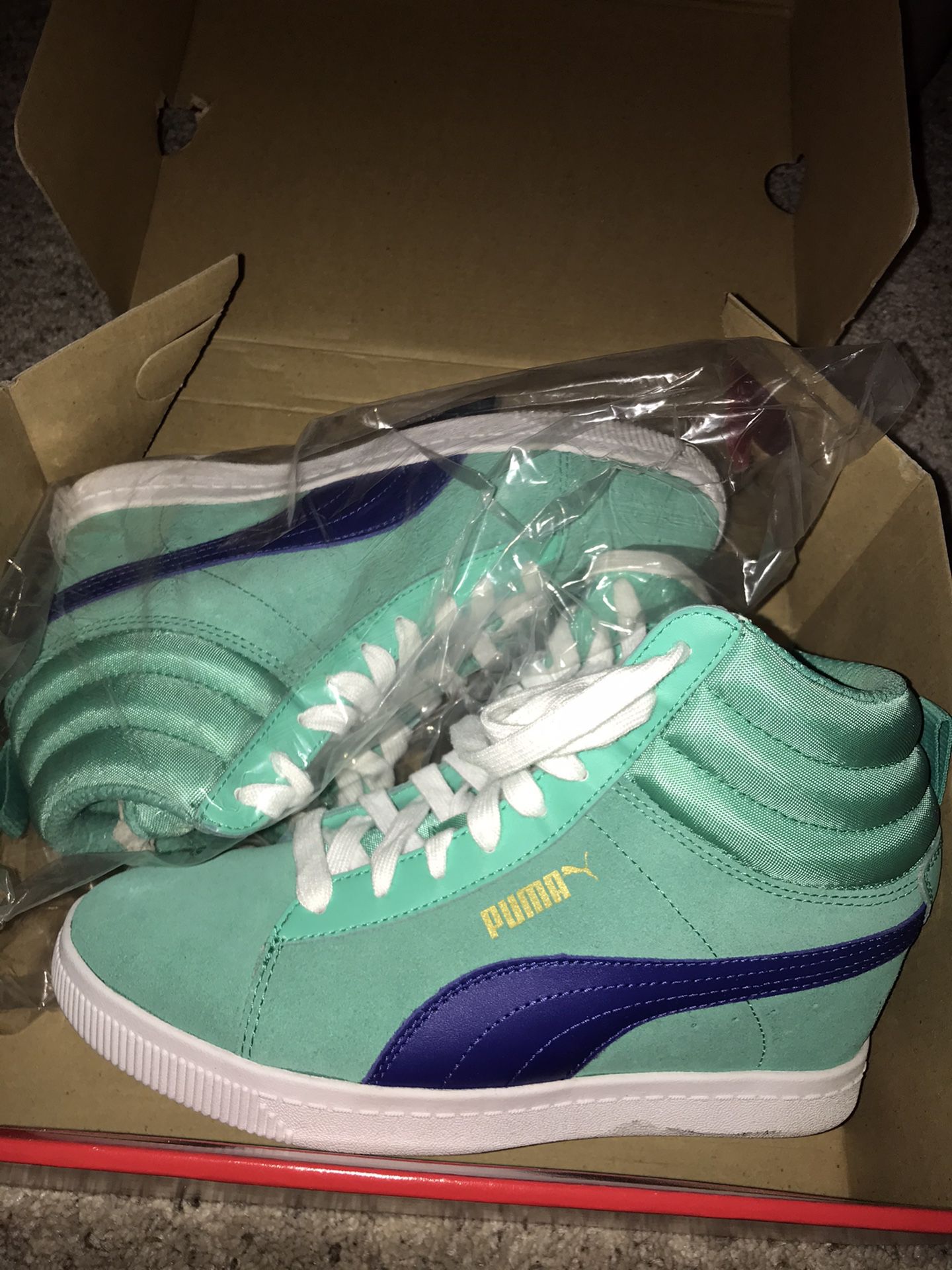 Brand New Limited Edition PUMA Woman’s Electric Green Suede Wedge Sneakers